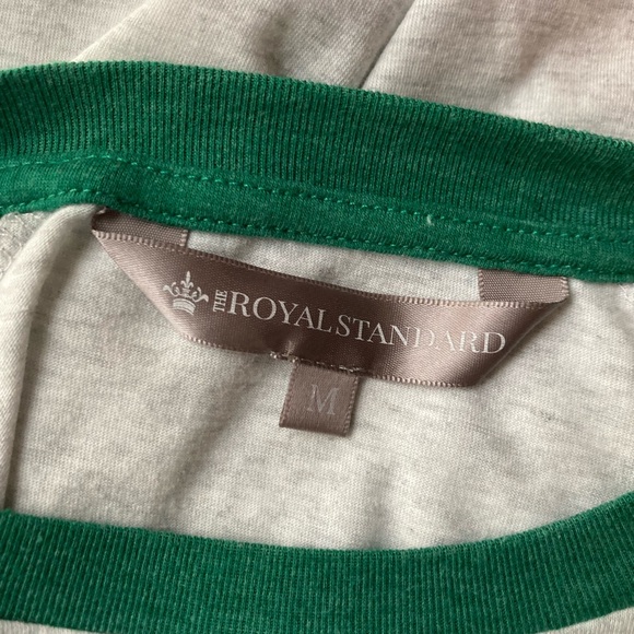 Royal Standard Christmas tree truck tee, size medium - Picture 8 of 10